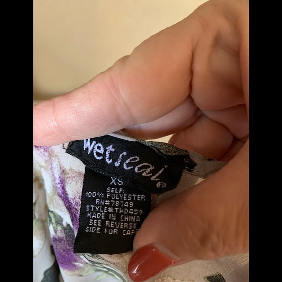 Wet Seal Gray & Purple Floral Chiffon Top - Picture 5 of 5